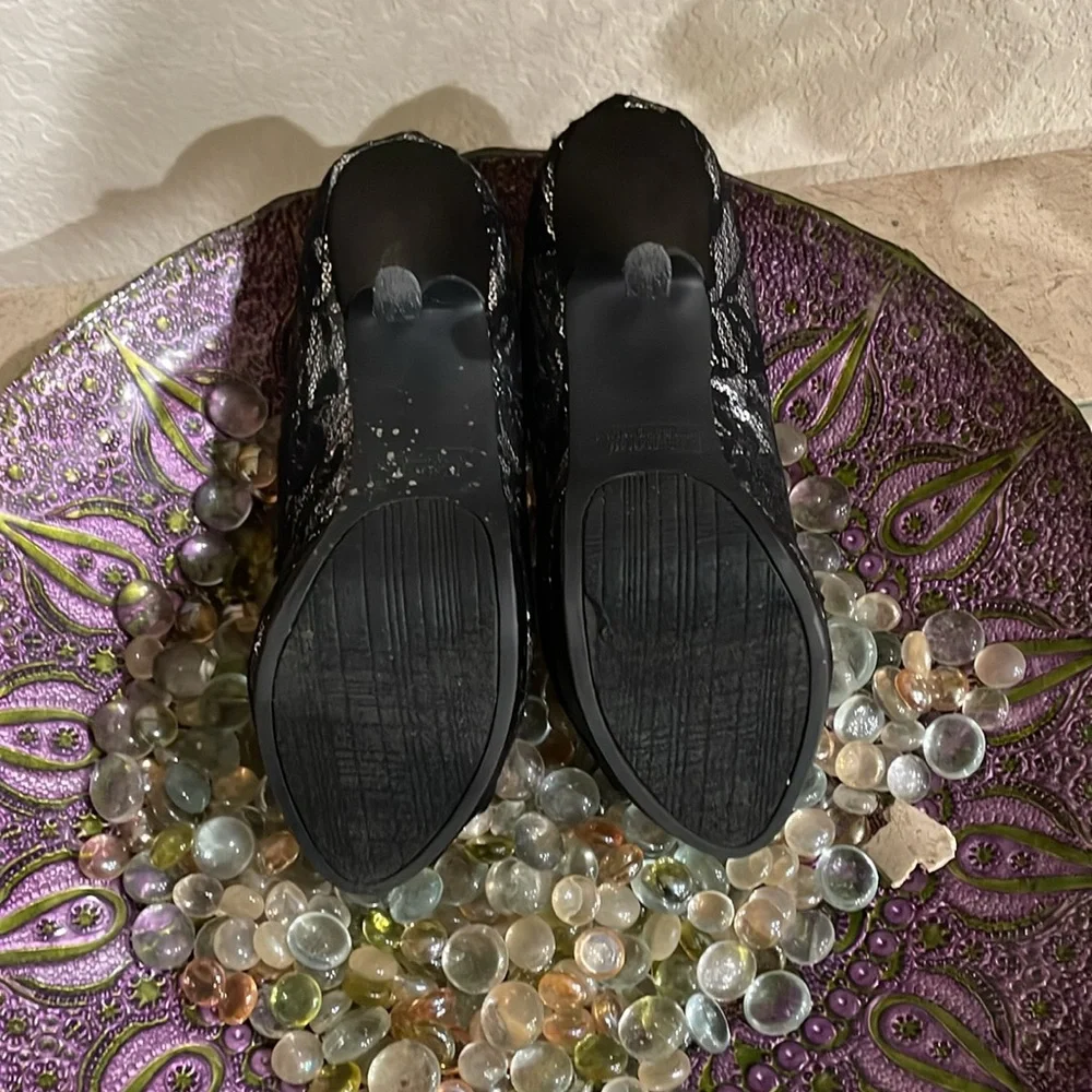 RAMPAGE Black & Silver Lacy Peep-Toe Women's Shoes GUC SZ:8 Super Comfy 3” heel